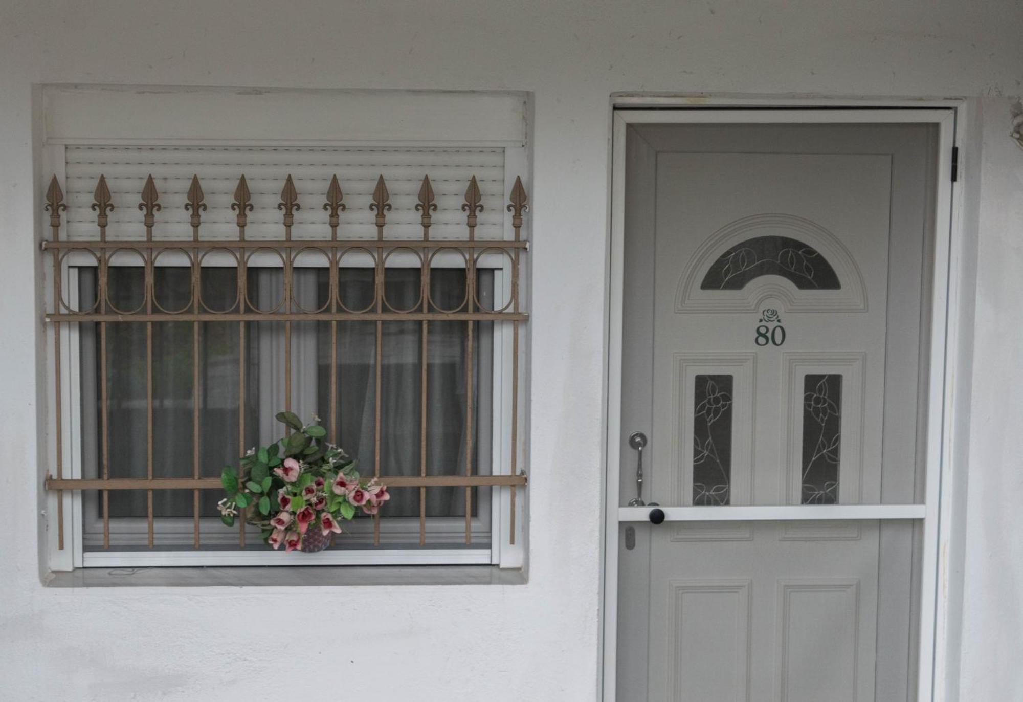 Roses Apartments Nea Michaniona Exterior photo
