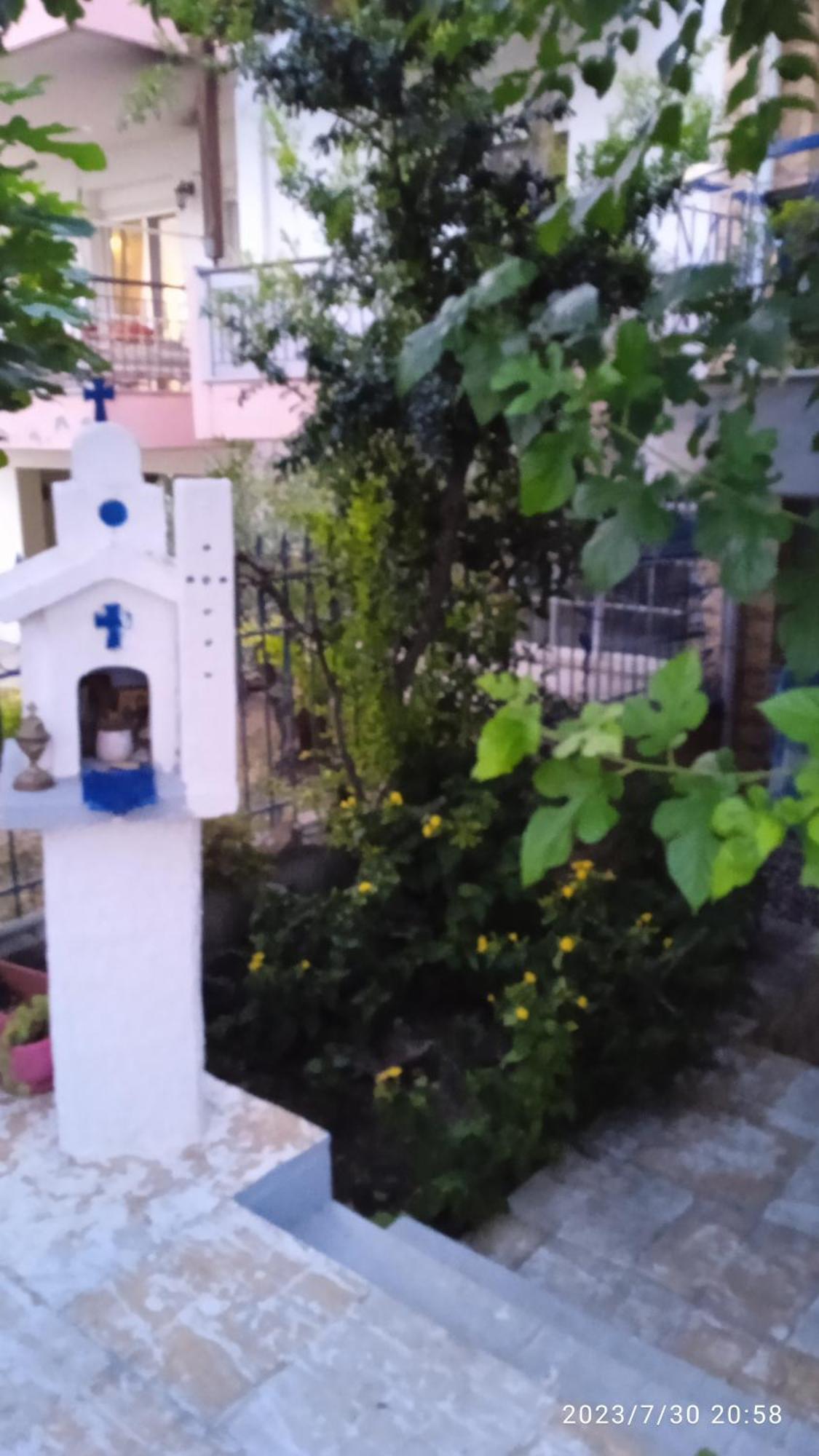 Roses Apartments Nea Michaniona Exterior photo